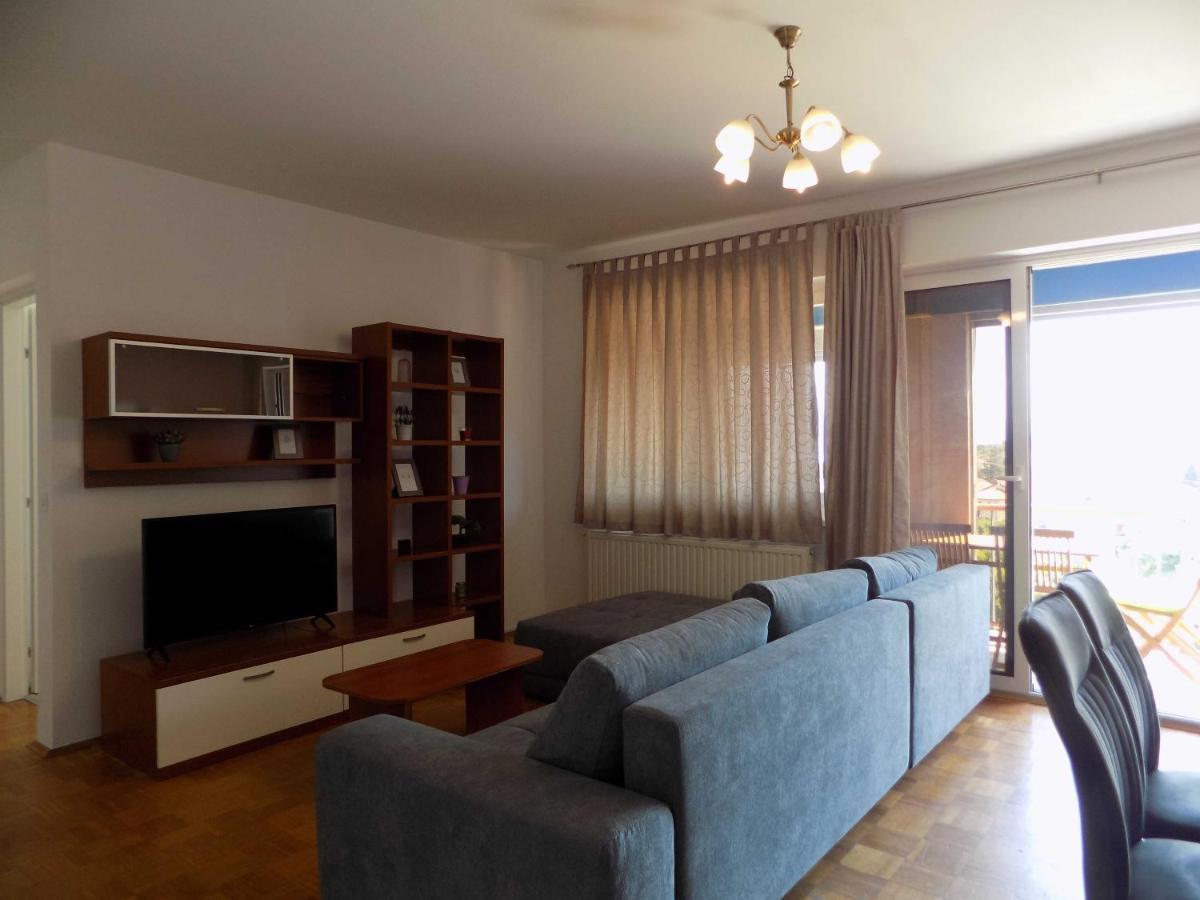 Apartman Borna Vrbnik  Exterior photo