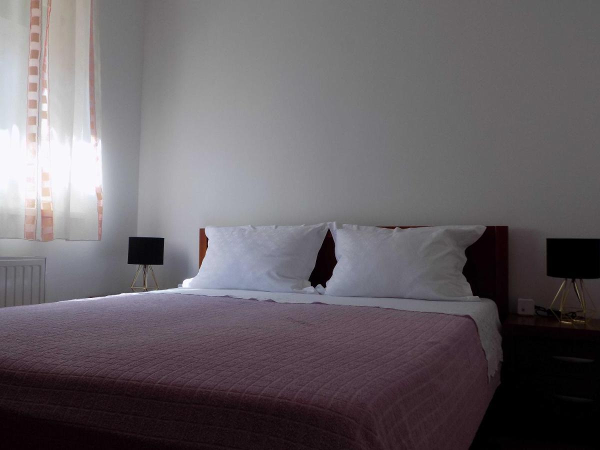 Apartman Borna Vrbnik  Exterior photo