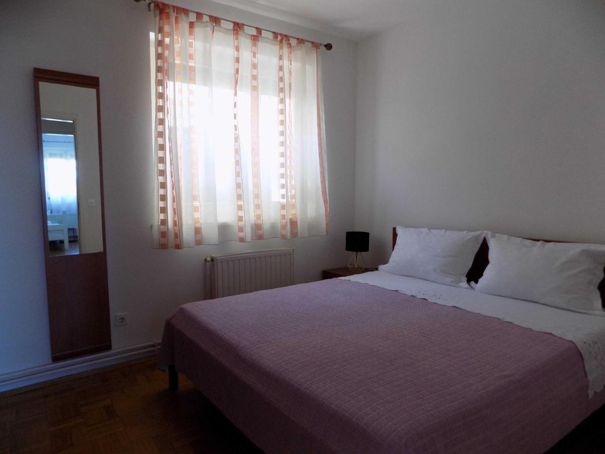 Apartman Borna Vrbnik  Exterior photo