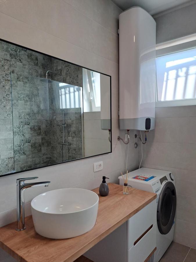 Apartman Borna Vrbnik  Exterior photo